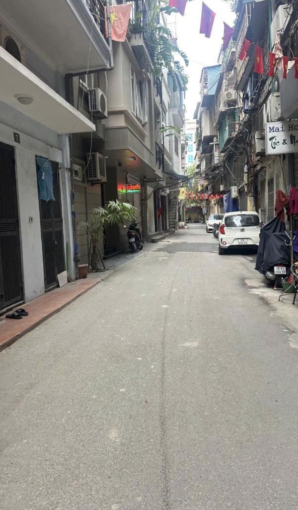 Bán Nhà trong hẻm 66.7m²