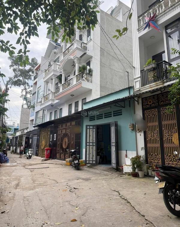 Cho thuê nhà nguyên căn đường số 🏠 3, p.trường thọ gần ga metro giá 6tr/tháng.