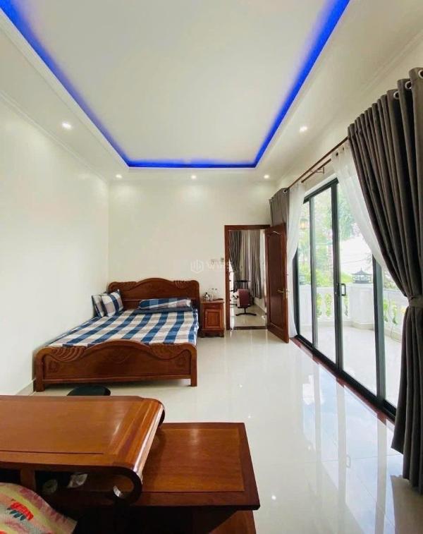 ✈️✈️✈️✈️ nc : 09398***** 👍 🌽🌽bán biệt thự góc 2 mặt tiền kdc diệu hiền