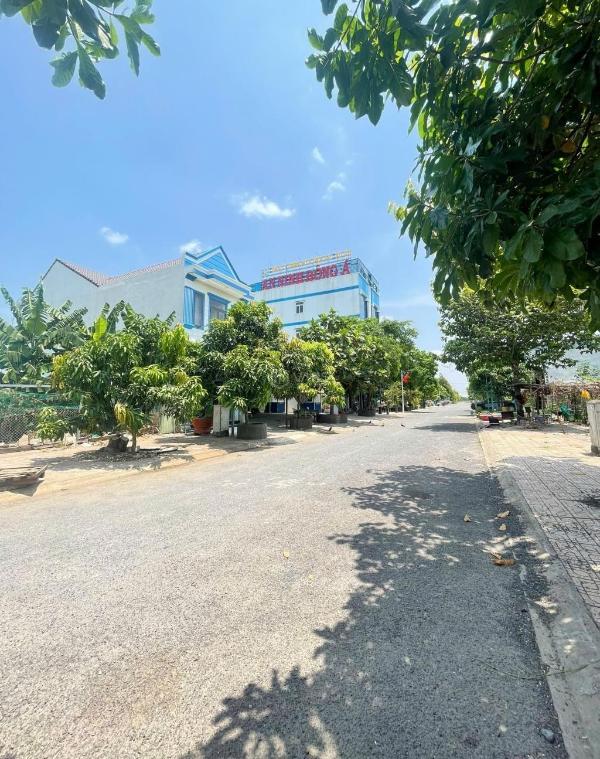 Chủ cần bán Đất nền Dự án 185m²