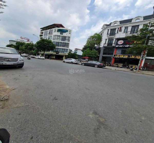 <mark style="background-color: transparent; font-weight: 400; ">Bán ☘ đất trung tâm trâu quỳ, gia lâm. 36m2, đường 22m, kinh doanh. 7 tỷ x. lh 098</mark>