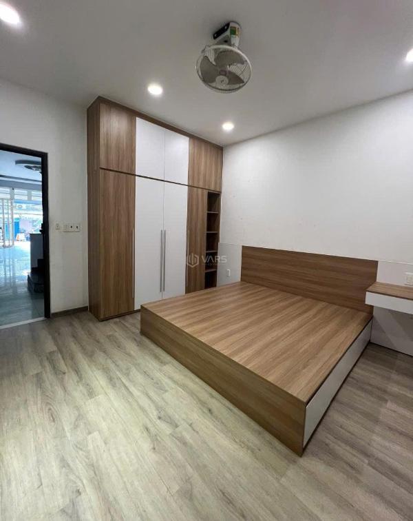 Bán gấp nhà mt đường an dương vương 🏤 p.10, quận 6.