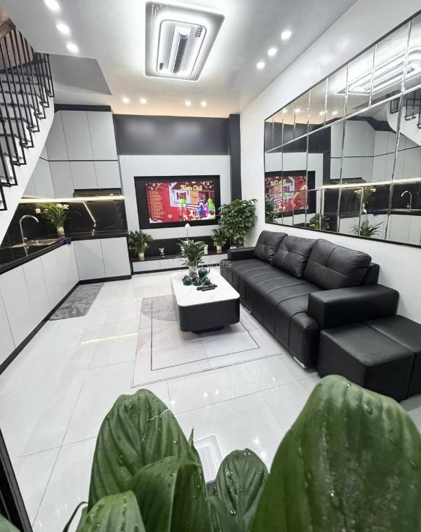 <mark style="background-color: transparent; font-weight: 400; ">Bán hàng hiếm phố bạch mai 18m 5 🏘️ tầng mt 4,1m sát phố huế bà triệu 5.58 tỷ</mark>