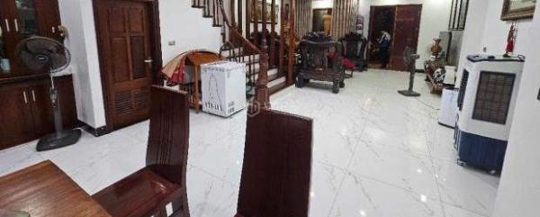 Chủ cần bán Nhà mặt phố 75m²