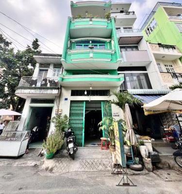 <mark style="background-color: transparent; font-weight: 400; ">Nhà Đẹp 4 Tầng Cư Xá Phú Lâm A – Đường 8m Có Vỉa Hè – Ở & 🏦 Kinh Doanh Đỉnh - Nhỉn 9 Tỷ</mark>