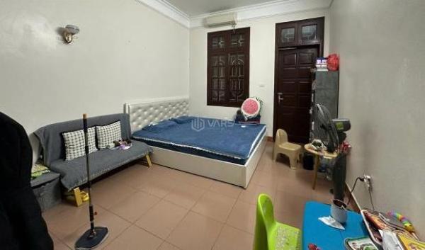 <mark style="background-color: transparent; font-weight: 400; ">Chủ cần bán Nhà trong hẻm 56m²</mark>