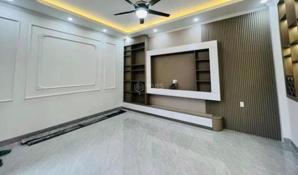 BÁN NHÀ 🏦 3 TẦNG NGUYỄN TRUNG THÀNH – HÙNG VƯƠNG, HỒNG BÀNG