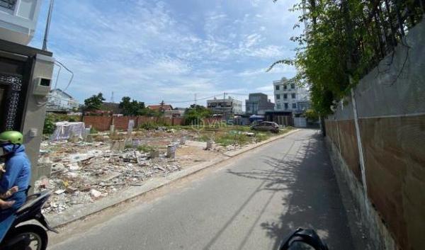 Đất hẻm 1/ đường 🏢 11 phường Trường Thọ gần chợ Thủ Đức. DCHH gía nhỉnh 6 tỷ cho đâu tư