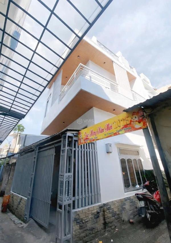 Bán Nhà trong hẻm 43m²