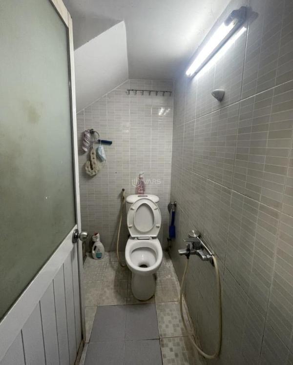 Chủ cần bán Nhà trong hẻm 65m²