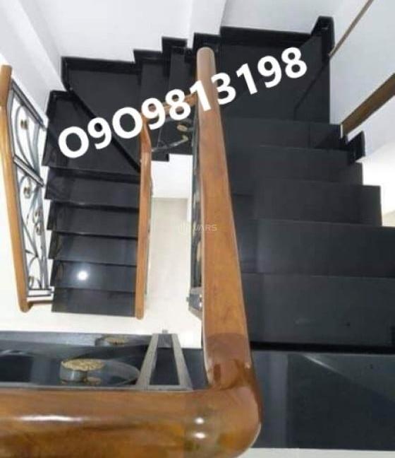 Cần bán Nhà trong hẻm 34m²