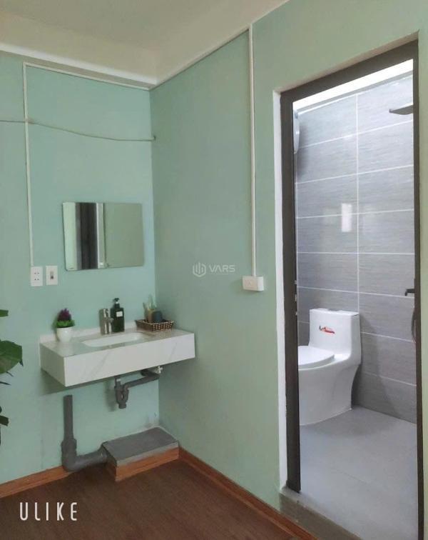 Chủ cần bán Nhà mặt phố 80m²