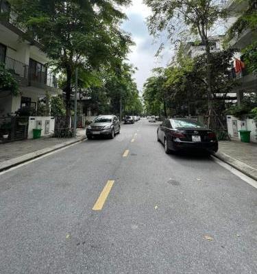 BIỆT THỰ 5 TẦNG SIÊU ĐỘC, Khu nhà ở Nam Trung Yên. ☘ MB 192M². Chào 90 tỷ