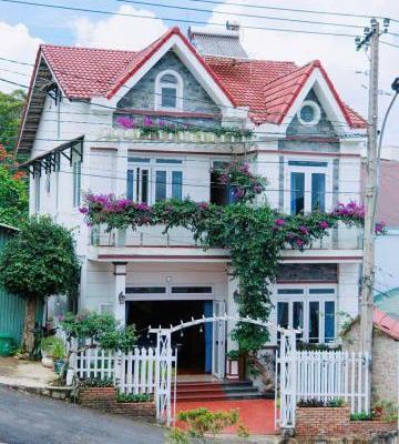 CHO THUÊ VILLA 👍 TRIỆU VIỆT VƯƠNG P4 TP ĐÀ LAT.GIÁ 20TR