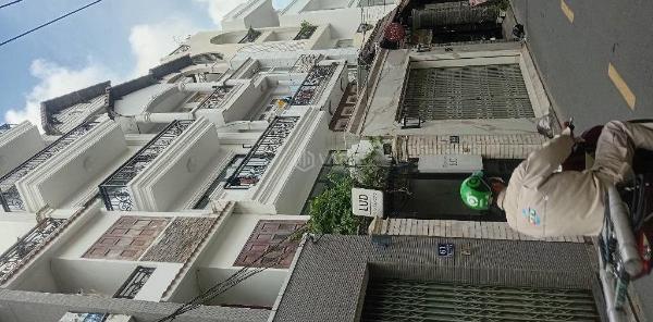 Chủ cần bán Nhà mặt phố 100m²