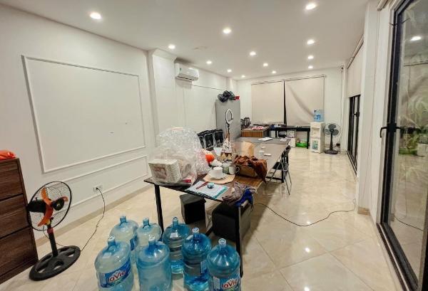 <mark style="background-color: transparent; font-weight: 400; ">Cần bán Nhà mặt phố 35m²</mark>