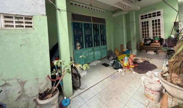 Bán Nhà mặt phố 120m²