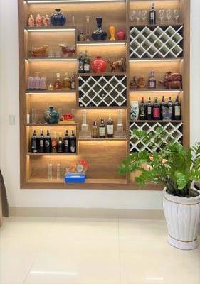 Bán Nhà mặt phố 93m²