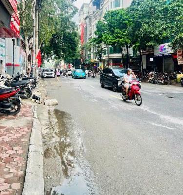 Chủ cần bán Nhà mặt phố 55m²