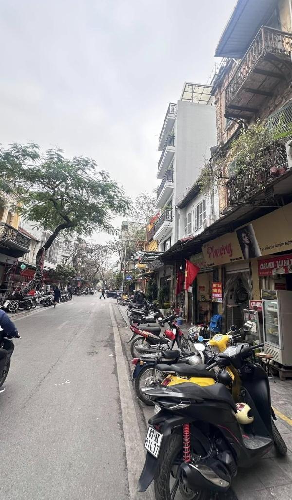 Bán nhà mặt phố hàng vải hoàn kiếm 60m2-3t mt5m 🏢 vỉa hè 42,5 tỷ hàng vải.