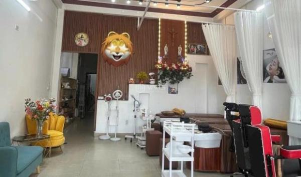 Bán Nhà mặt phố 76m²