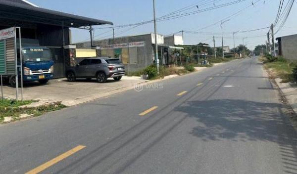 Bán 🏢 đất thổ cư mặt tiền đường Chợ Chiều , xã Đức Hòa Đông dt 190m2 giá 2,75 tỷ