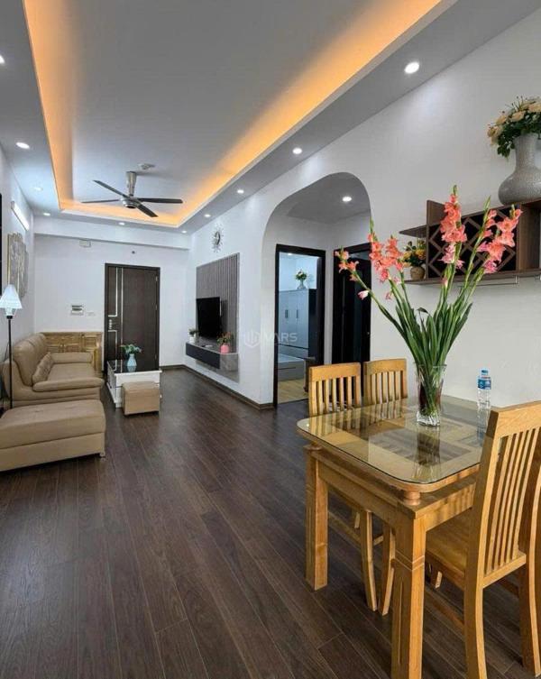 Mặt phố trần quốc vượng dòng tiền ổn định vỉa 🔥 hè rộng cầu giấy