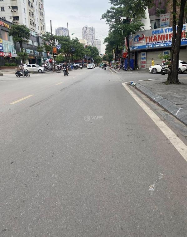 Chủ cần bán Nhà mặt phố 51m²