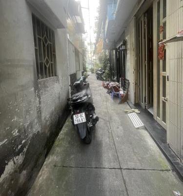 Cần bán Nhà mặt phố 28m²