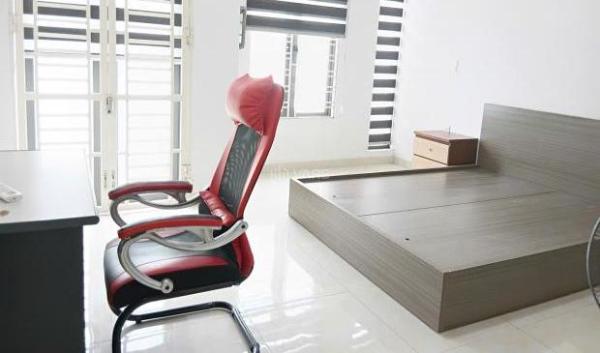 Chủ cho thuê Nhà mặt phố 15m²