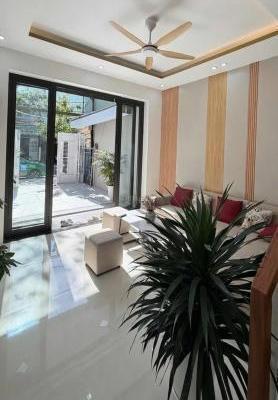 Chủ cần bán Nhà mặt phố 72m²