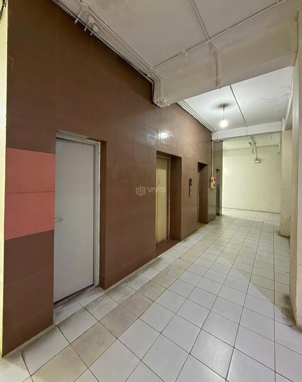 Bán gấp căn hộ chung cư kđt trung hòa nhân chính, lô 🏬 góc cực thoáng, giá tốt