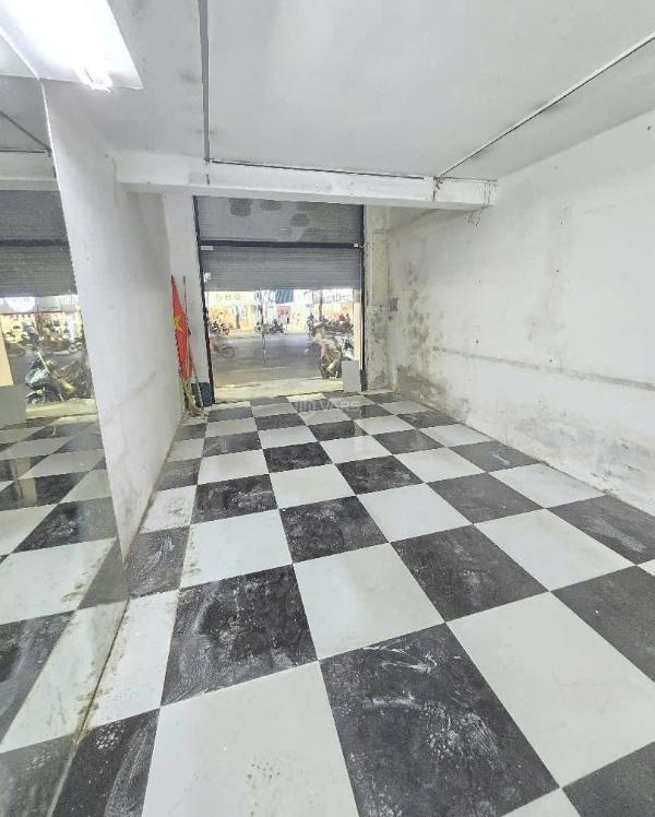 Bán nhà 2 tầng , mặt phố kinh doanh mạnh phạm ngọc thạch (thông 💥 tin thật )