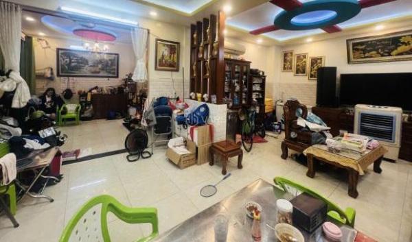 NHÀ ĐẸP NGUYỄN GIA TRÍ (D2 CŨ) – NGANG KHỦNG 8M – 72M2 – CHỈ ☘ 7.25 TỶ