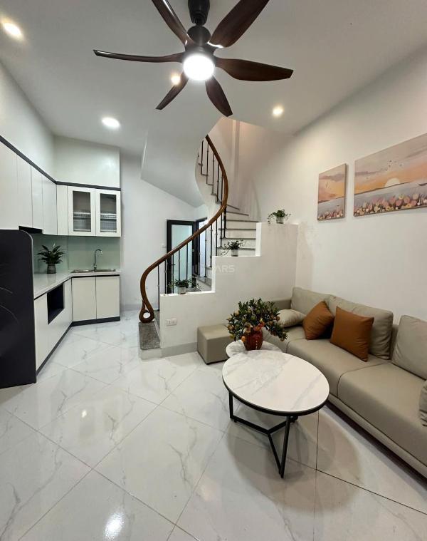 Nhà đẹp 4 tầng- khương trung lô 🏦 góc ô tô dừng đỗ 5m ở ngay - 6.x tỷ