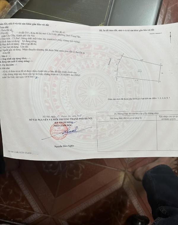 Cần bán Nhà mặt phố 171m²