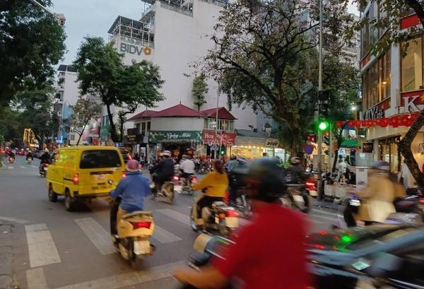 Bán Nhà mặt phố 15m²