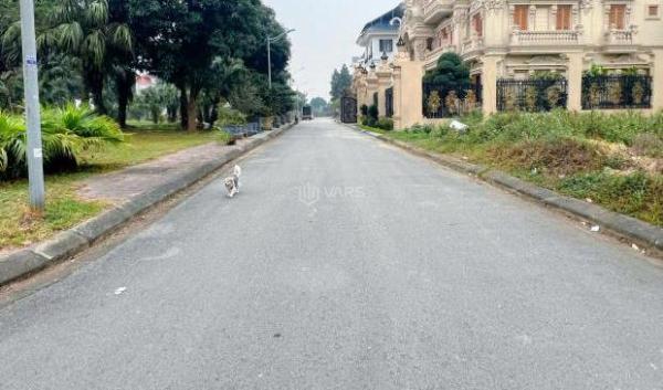 Bán đất BT 300m2, 🏣 2 mặt đường view vườn hoa tại Khu đô thị Nam Đầm Vạc, Vĩnh Yên, Vĩnh