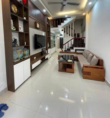 Bán nhà 4 tầng ô tô đỗ cửa ngày đêm 🏬 phố Đỗ Nhuận