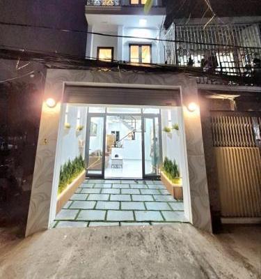 Bán Nhà mặt phố 60m²