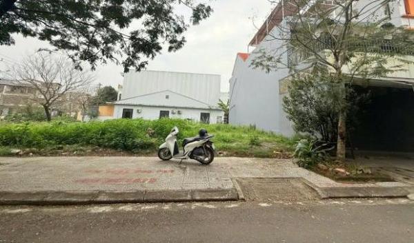 Đất Đẹp Khổ Biệt Thự KQH Bàu Vá 🏠 Sát Mặt Tiền Trường Đúc,Phường Đúc, TP Huế Giá rẻ 3xtr/m2