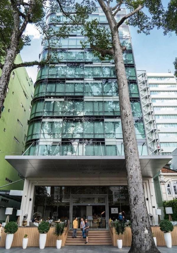 Bán khách sạn 4 sao ngay 🏣 trung tâm thành phố hồ chí minh