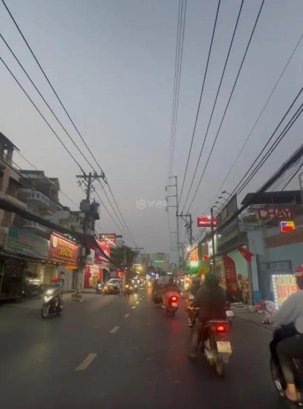 Nhà 🏚️ bán mặt tiền âu cơ tân bình 4x27m 2 tầng 22 tỷ