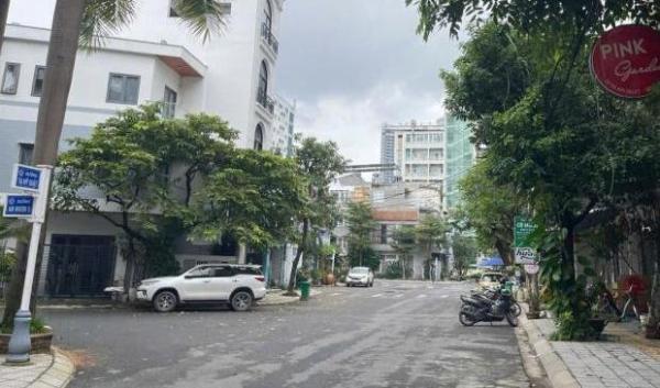 Bán Nhà mặt phố 66m²