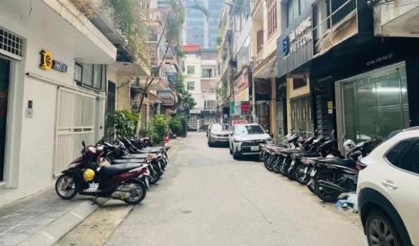 <mark style="background-color: transparent; font-weight: 400; ">Chủ cần bán Nhà trong hẻm 48m²</mark>