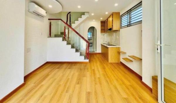 <mark style="background-color: transparent; font-weight: 400; ">Nhà 5 tầng 💥 lô góc – full nội thất – khu VIP Phú Nhuận chỉ 5.99 tỷ!</mark>