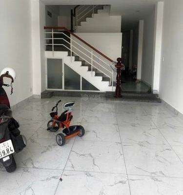 Chủ cần bán Nhà mặt phố 82m²