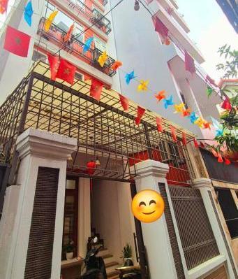 Bán nhà đẹp Tây Hồ - Ngõ ô tô, lô ba 💥 thoáng - gần dự án cầu Tứ Liên