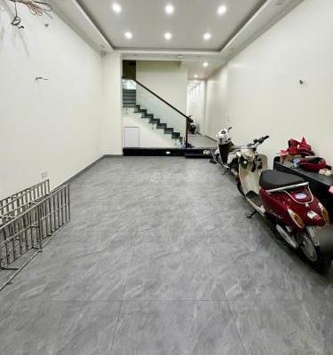 Cần bán Nhà trong hẻm 72m²