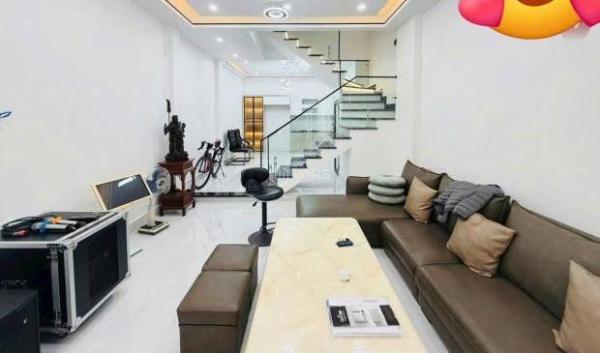 Bán Nhà trong hẻm 51m²
